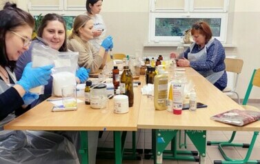 Zajęcia "Eko - Balsam"  w Świetlica os. Paderewskiego w Jawiszowicach  5
