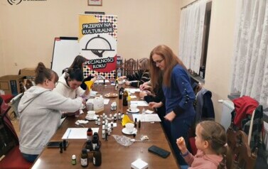 Zajęcia Aromaterapii - Sołtys&oacute;wka w Jawiszowicach (25.04.2024 r.) 5