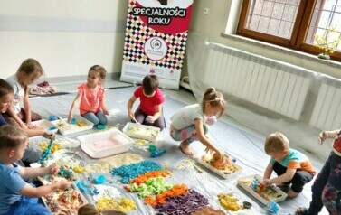 Zajęcia z sensoplastyki Świetlica w Zasolu (22.04.2024 r.) 7