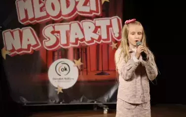MIĘDZYSZKOLNY FESTIWAL MŁODYCH TALENT&Oacute;W &quot;MŁODZI NA START&quot; &ndash; GALA LAUREAT&Oacute;W &nbsp; 22