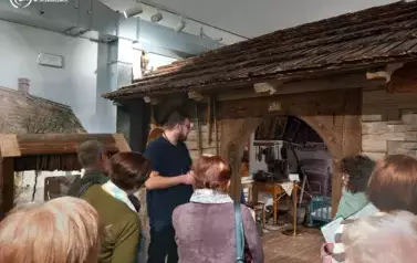 Uniwersytet Trzeciego Wieku na wycieczce w Muzeum Ziemi Wilamowskiej! &nbsp;&nbsp; 19